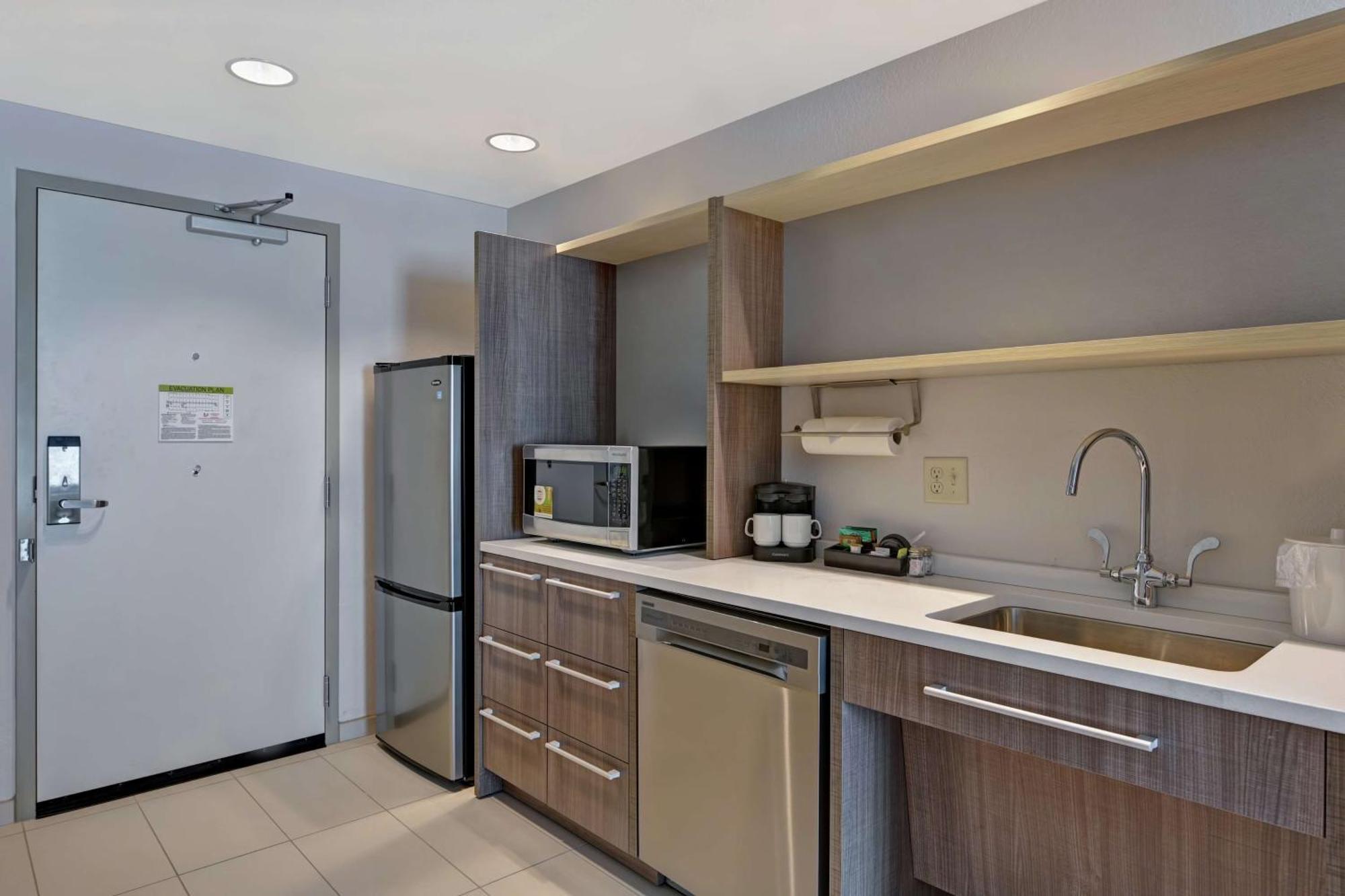 Home2 Suites By Hilton West Palm Beach Airport Cloud Lake Екстер'єр фото